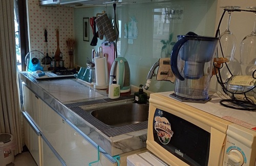 Tamsui Condo | [WIFI/TV/Kitchen/Gym] Mike's vacation suite in enjoyable Tamsui淡水, Home away,