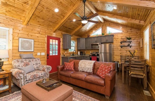 Campton Apartment | WiFi & Waterfront - Creeksong -Red River Gorge, KY