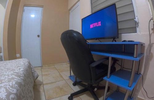Ponce Centro Apartment | Wifi, Workspace , Perfect Location & Parking