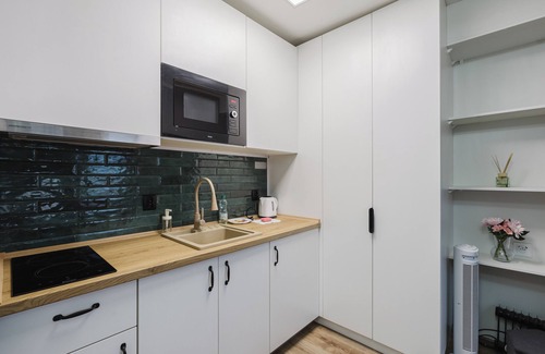 Wilda Apartment | Wilda Chic Grey Apartment
