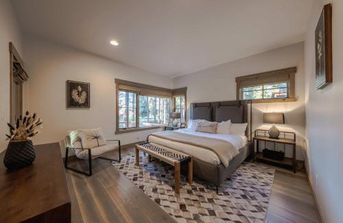 Eureka House | Wilderness Club Cabin - Sleeps 7