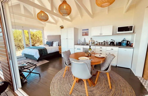 Plettenberg Bay Cabin | Wildside Cabin with Ocean View & Private Hikes