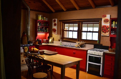 Eurunderee Cabin | Wildwood Country Guesthouse - Special rate for single travellers.