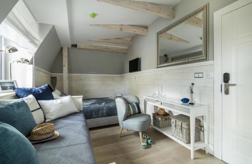 Mielno Bed & Breakfast | Willa Błękit Hotel by Dorota Szelągowska