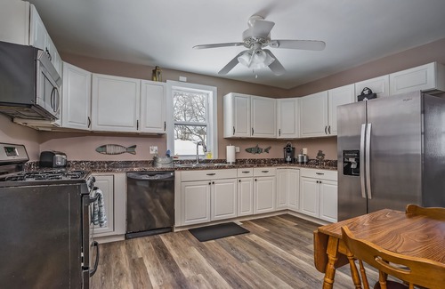 Williams Bay House | Williams Bay Lake House-1 Block to Geneva Lake