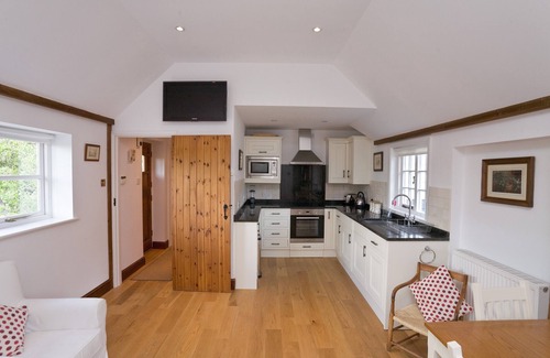Tonbridge Cottage | * Willow Cottage * Child Friendly Holidays. DISCOUNTS available -call!