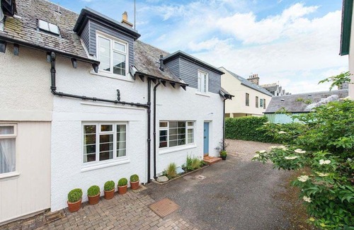 St. Andrews House | Willow Cottage, North Street