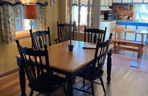 York Springs Cottage | Willow Lodge~Rest, Relax & Renew~Near Historic Gettysburg