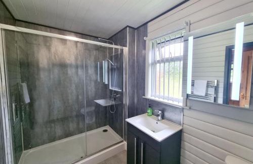 Fitling House | Willow Plus 5 Hot Tub