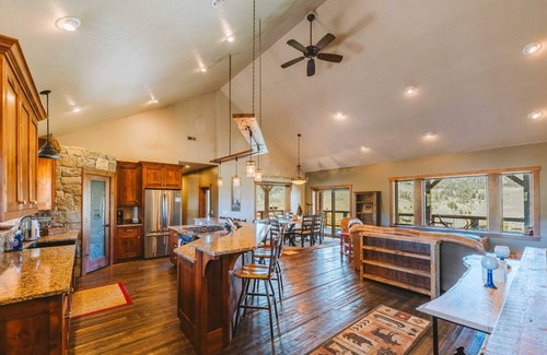 Philipsburg House | Willow Ridge Lodge - Nestled Above Rock Creek