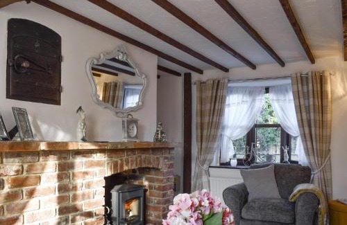 Weston on Trent House | Wilma Cottage
