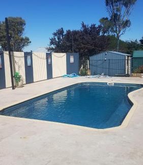 Nhill Hotel | Wimmera Motel