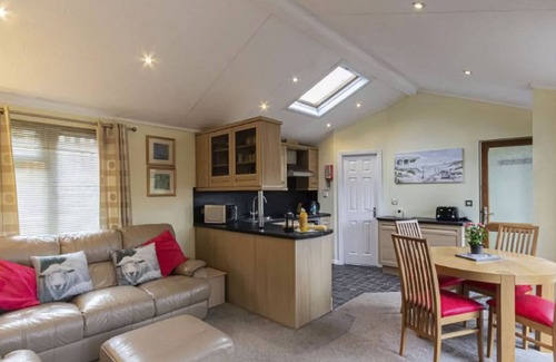 Troutbeck House | Windermere Lodge by Interhome