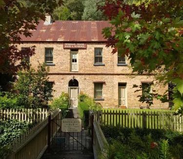 Walhalla Bed & Breakfast | Windsor House B&B