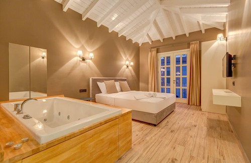 Hacımemis Hotel | Windtown Deluxe Alaçatı - Adults Only