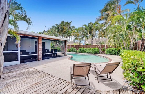 Bel Air House | Windward By The Sea Villa