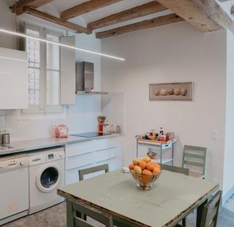 Tivissa Apartment | Wine Country stay at Ca Escoda between Montsant and Priorat on the Ebro Riverside