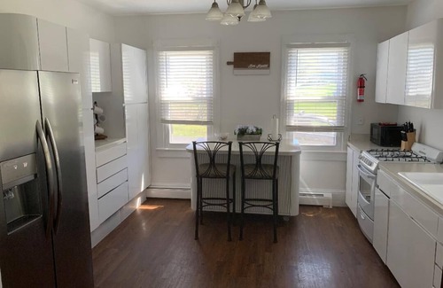 Saylorsburg House | Wineries, Hiking, skiing and fishing minutes from house