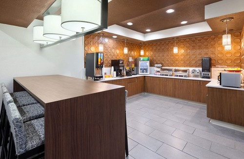 Marion Hotel | Wingate by Wyndham Marion