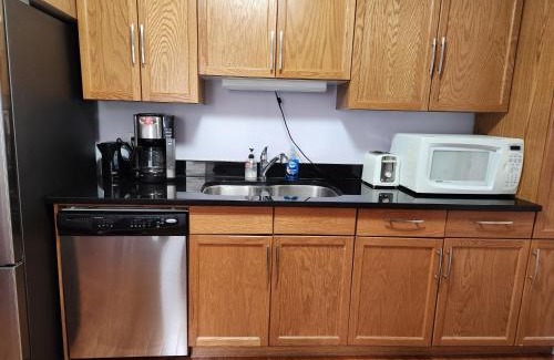 East Kildonan House | Winnipeg Place to Stay