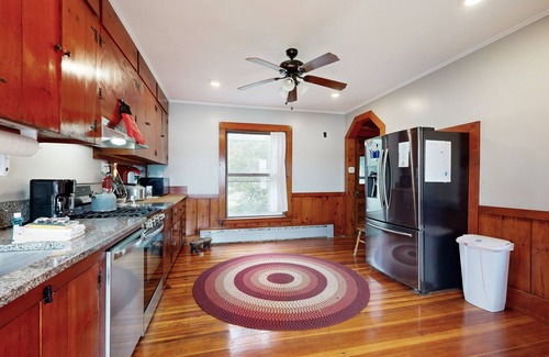 Lochmere House | Winnisquam Lake Retreat | House in Tilton with lakefront yard and gas grill