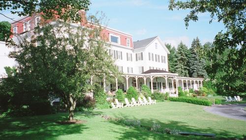 Round Top Resort | Winter Clove Family Inn