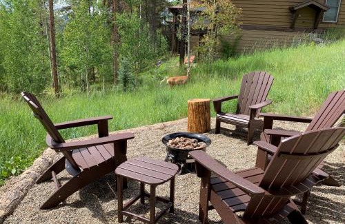 Rendezvous House | Winter Park Area Cabin, Hot Tub and Mountain Views!