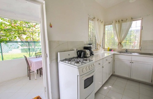 Sunset Crest House | Winter Retreat 2 Bedroom Home by Bluescape