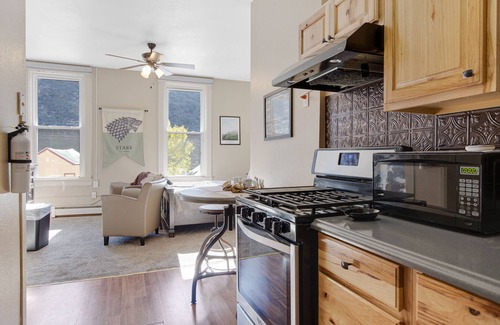 New Castle Condo | Winterfel at The Ore House Inn