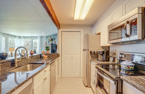 Nellysford Condo | Wintergreen Resort Condo: Deck & Golf Course Views
