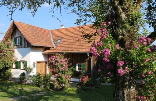 Harrachberg Other | Winzerhaus - 2 Nächte - Altes Gehöft am Lormanberg