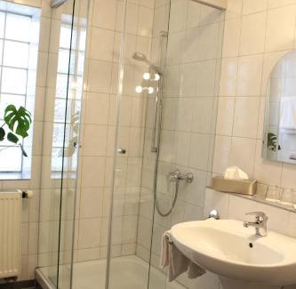 Hohen-Suelzen Hotel | Winzerhotel Kinges-Kessel