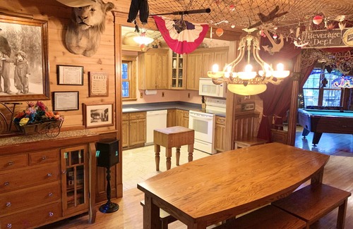 Montello Cabin | Wisconsin waterfront rental pet friendly w/hot tub and lakefront cabin rental