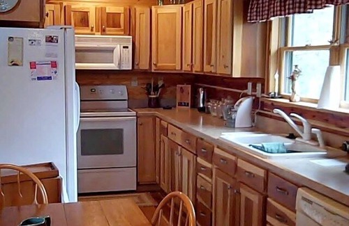 Eckerty Cabin | Wise Old Owl Cabin 5Star Family Fantastic Nov avail Polar Exp Train French Lickn