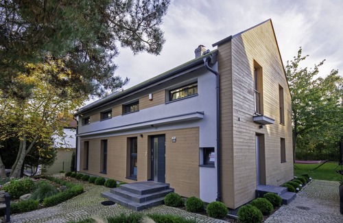Wiselka House | Wiselka Holiday House -1.2 km to the beach, fireplace & sauna. National Park.