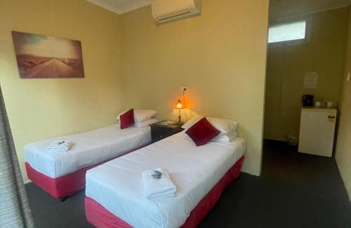 Wisemans Ferry Hotel | Wisemans Inn
