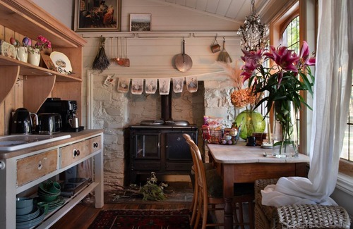 Dry Diggings House | Wisteria Hysteria - Alannah Hill Whimsy