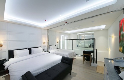 Wonju Hotel | WJ HOTEL POOL HOUSE