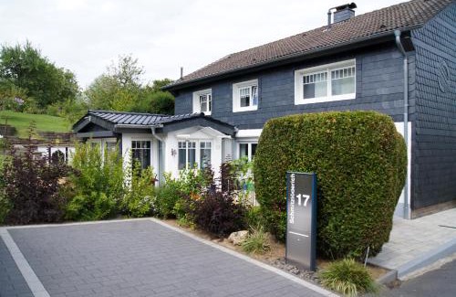 Overath Apartment | Wohnen im bergischen Fachwerk