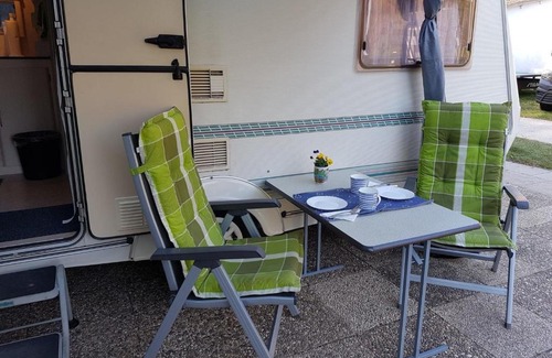 Schweppenhausen Apartment | Wohnwagen Bachblick
