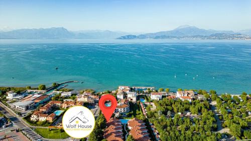San Benedetto di Lugana Apartment | Wolf House - Peschiera Holiday - Jacuzzi Privata
