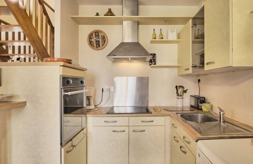 Saint-Gildas-de-Rhuys House | Wonderful villa for 4 guests with WIFI, TV, terrace, pets allowed and parking