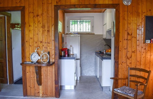 Monteceneri House | Wonderful private villa for 5 guests with WIFI, TV, patio, pets allowed, panoramic view and park.