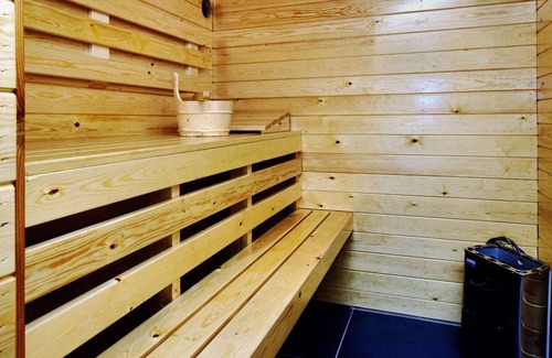 Sevry House | Wonderful Holiday Home in Beauaring with Sauna