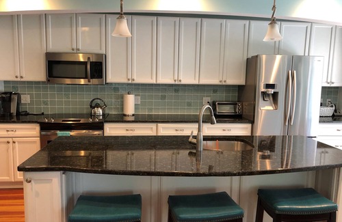 Edgartown House | Wonderful island home in the heart of Downtown Edgartown!