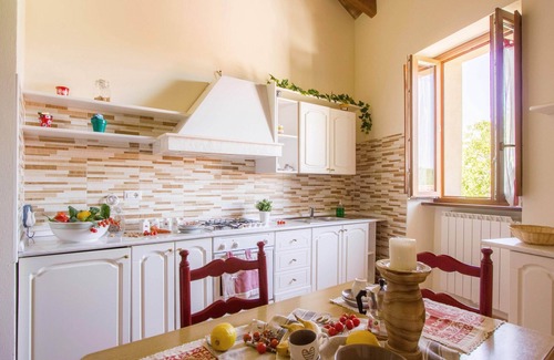 Bagnone Other | Wonderful "Lavender House"