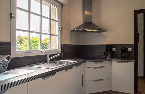 Berven House | Wonderful private villa for 7 people with WIFI, TV, patio, pets allowed and parking