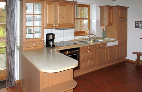 Witzmannsberg House | Wonderful private villa for 6 guests with WIFI, TV, terrace and parking