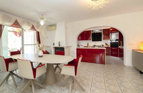 La Empedrola Villa | Wonderful private villa for 8 people with private pool, WIFI, A/C, TV, terrace and parking