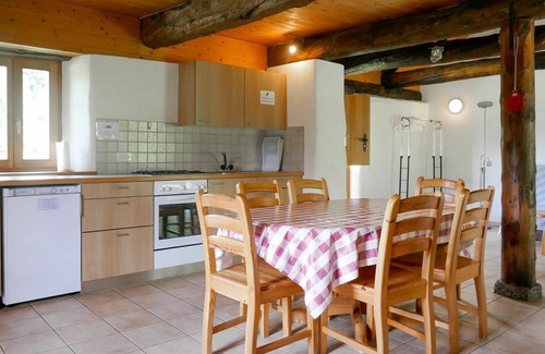 Blenio House | Wonderful private villa for 6 guests with pets allowed, panoramic view and parking